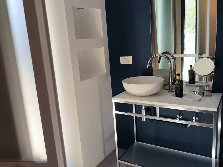 Immagine 21 di Appartamento in affitto  in Via Papa Giovanni Paolo II 215 a Chieti