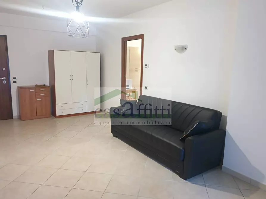 Immagine 20 di Appartamento in affitto  in Via De Virgilis a Chieti