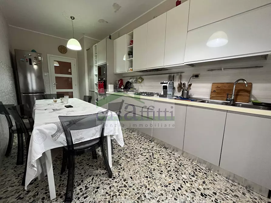 Immagine 7 di Appartamento in vendita  in Via Scanno 50 a Chieti