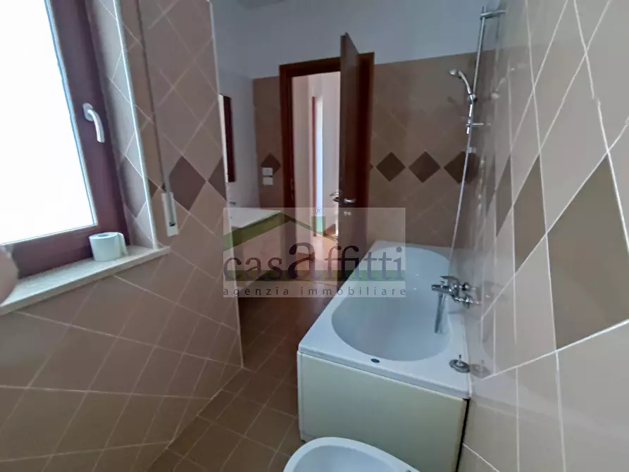 Immagine 19 di Casa semindipendente in affitto  in Via Papa Giovanni Paolo II a Chieti