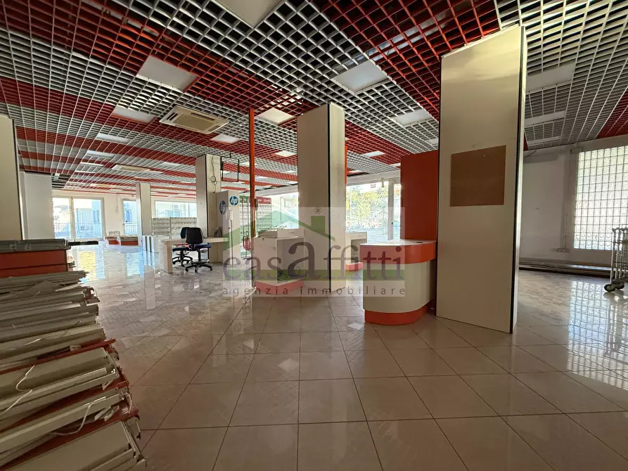 Immagine 7 di Locale commerciale in affitto  in Via Pietro Nenni a Chieti