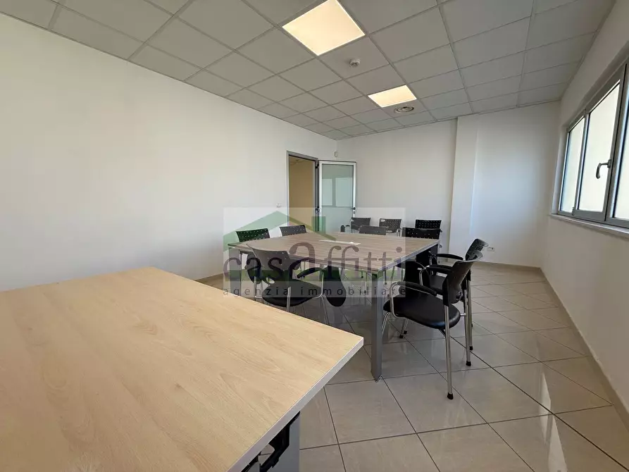 Immagine 8 di Ufficio in affitto  in Via Pietro Nenni a Chieti
