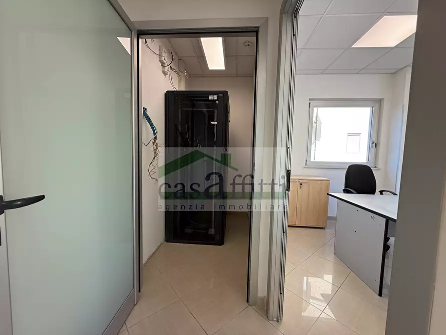 Immagine 15 di Ufficio in affitto  in Via Pietro Nenni a Chieti