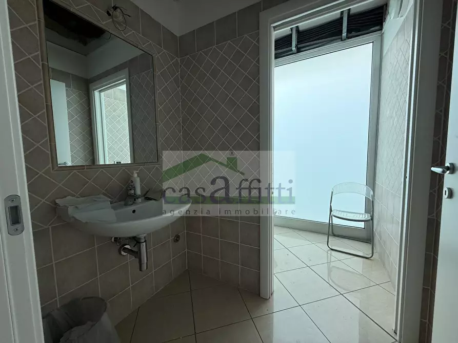 Immagine 6 di Ufficio in affitto  in via pietro nenni a Paglieta