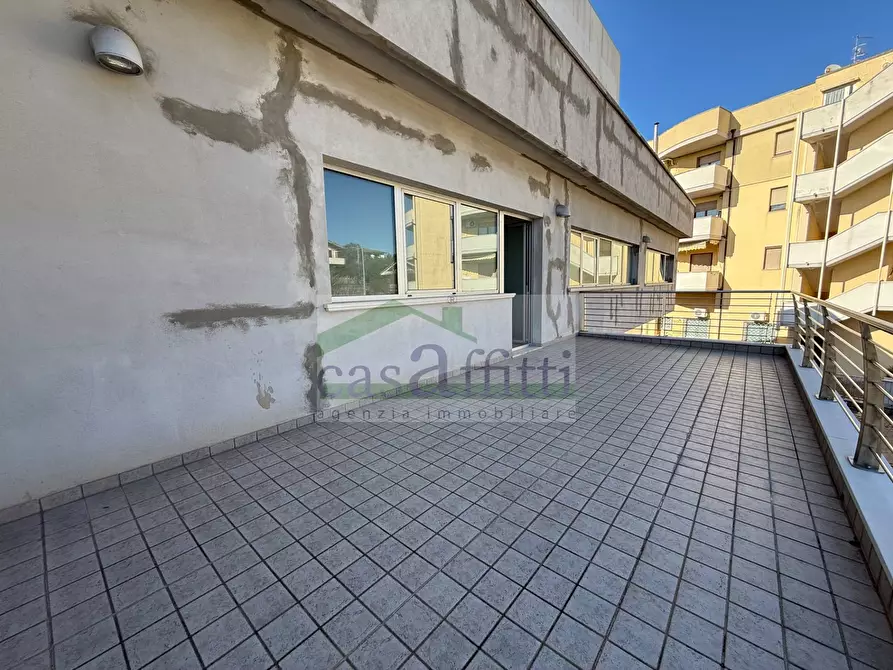 Immagine 15 di Ufficio in affitto  in via pietro nenni a Paglieta