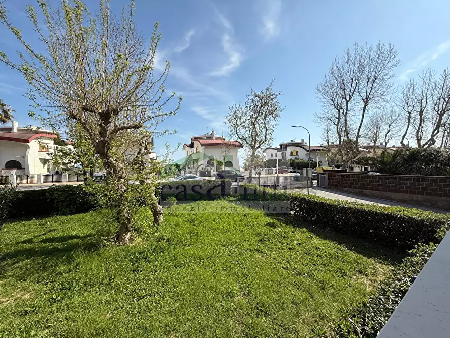Immagine 21 di Appartamento in affitto  in Viale Alcione 221 a Francavilla Al Mare