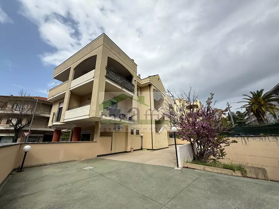Immagine 33 di Appartamento in vendita  in Via Ortona 30 a Chieti