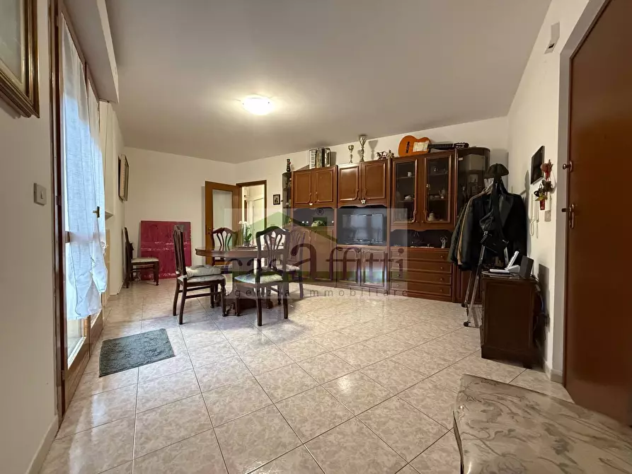 Immagine 4 di Appartamento in vendita  in Via Aldo Moro a Chieti
