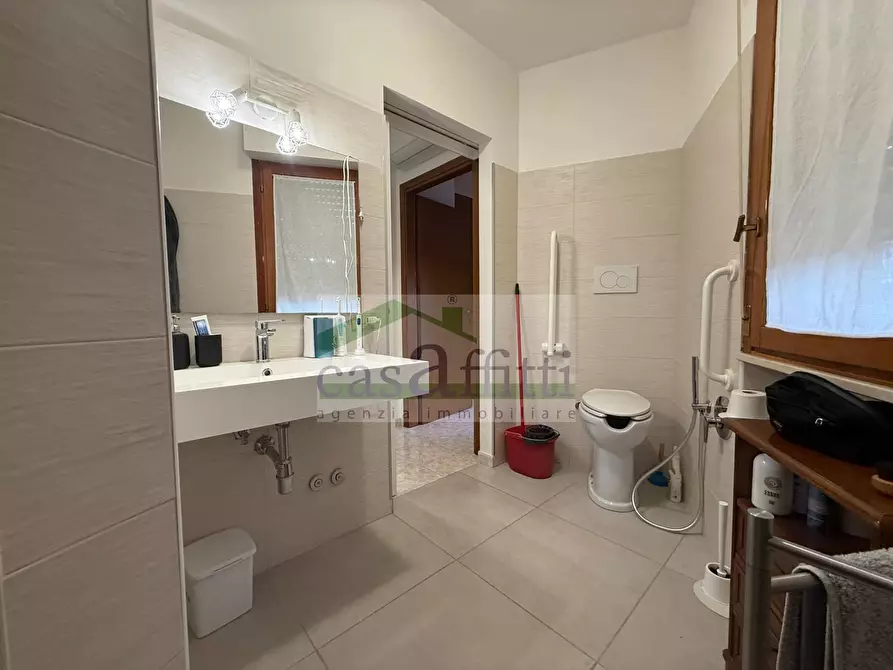 Immagine 22 di Appartamento in vendita  in Via Aldo Moro a Chieti