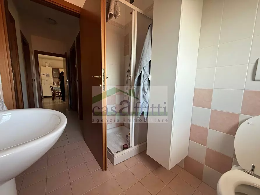 Immagine 9 di Casa semindipendente in affitto  in Viale B. Croce 515 a Chieti