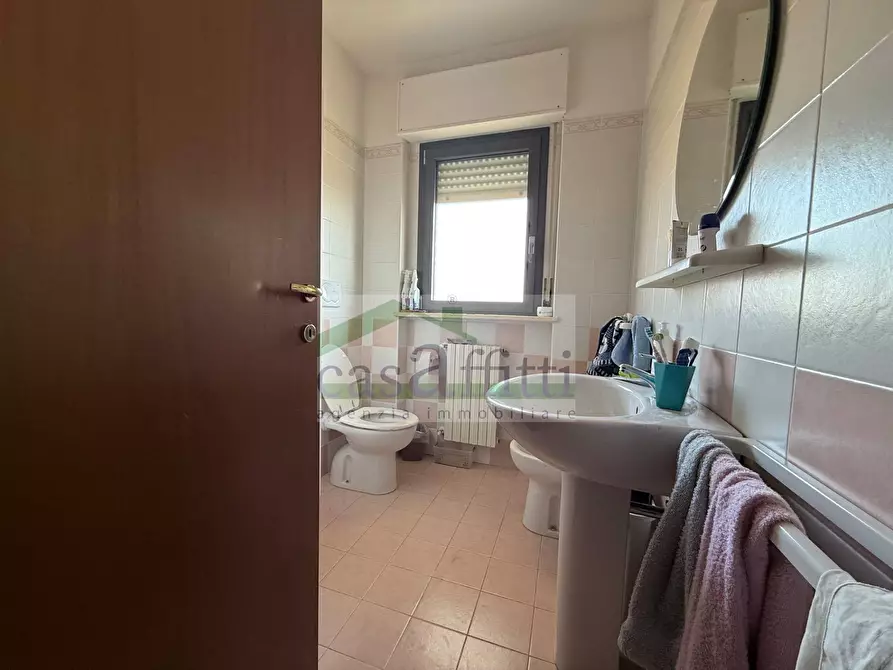 Immagine 10 di Casa semindipendente in affitto  in Viale B. Croce 515 a Chieti