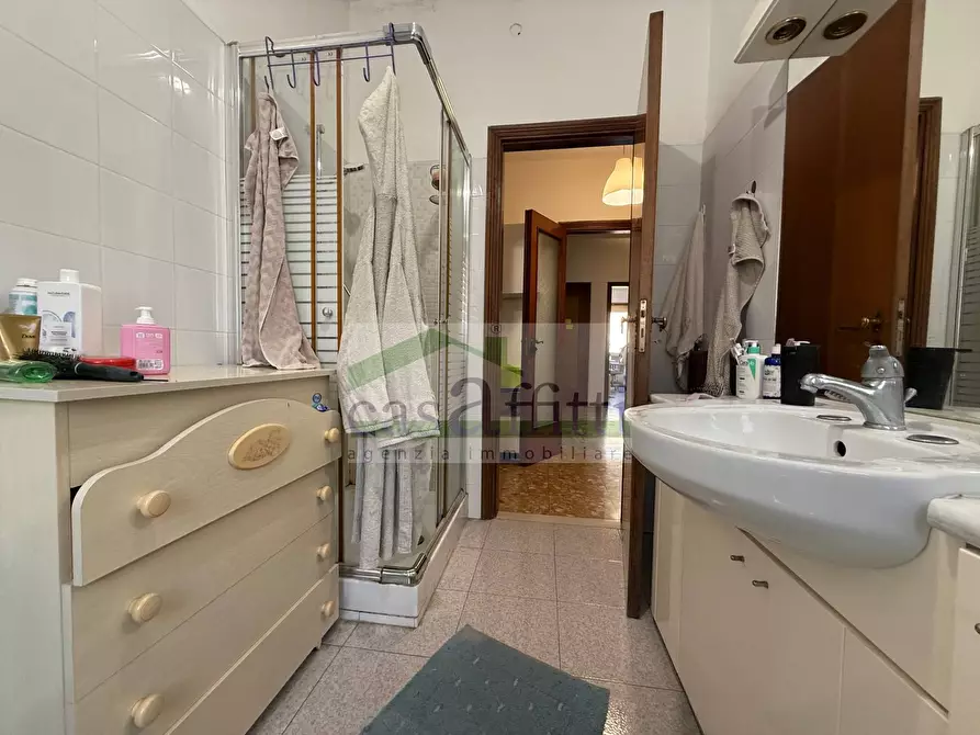 Immagine 27 di Casa semindipendente in affitto  in Viale B. Croce a Chieti