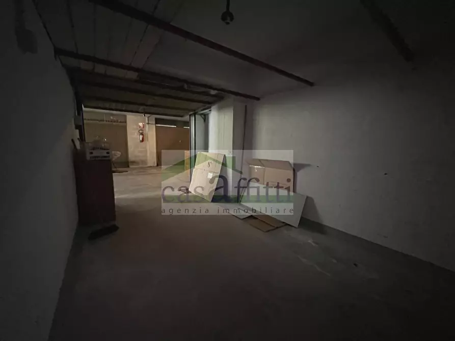 Immagine 2 di Box auto in vendita  in Via Ricciardi a Chieti