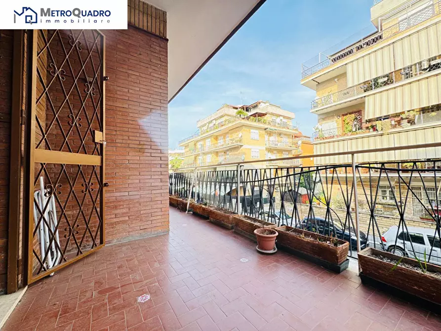 Immagine 27 di Appartamento in vendita  in via dei della bitta 21 a Roma