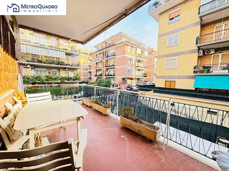 Immagine 23 di Appartamento in vendita  in via dei della bitta 21 a Roma