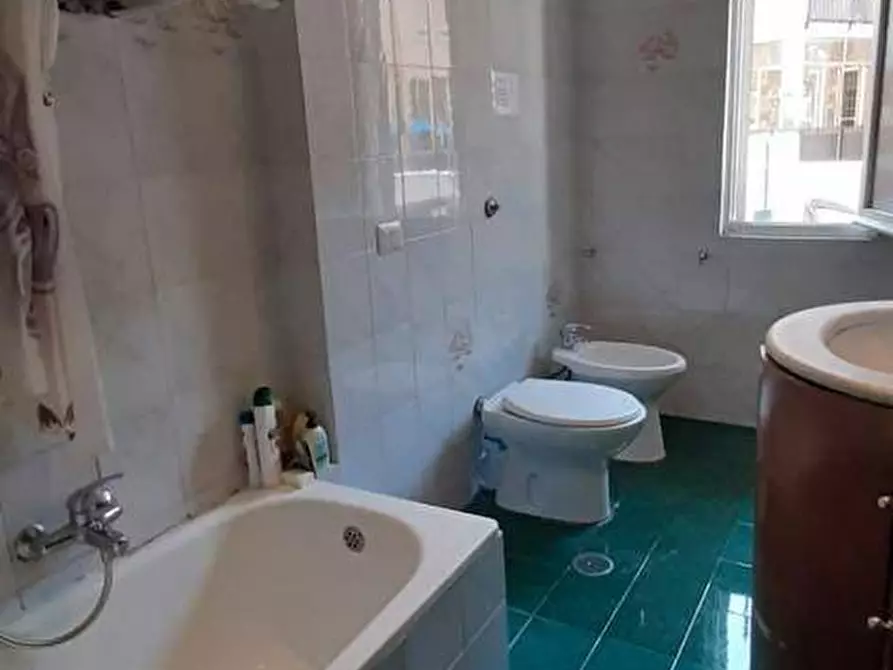 Immagine 12 di Appartamento in vendita  in via pieve fosciana 93 a Roma
