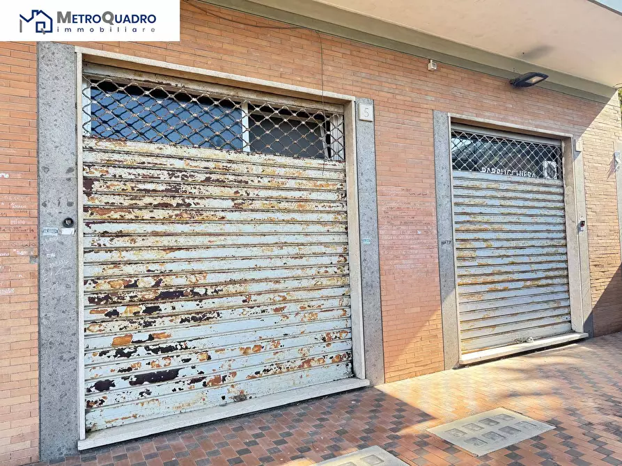 Immagine 7 di Locale commerciale in affitto  in via delle vign 36 a Roma