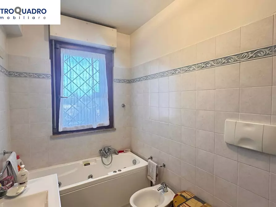 Immagine 12 di Appartamento in vendita  in Via Generale Giuseppe Valle 66 a Roma