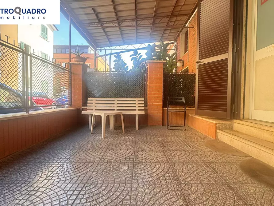 Immagine 17 di Locale commerciale in vendita  in Via Dei Rezzonico 3 a Roma