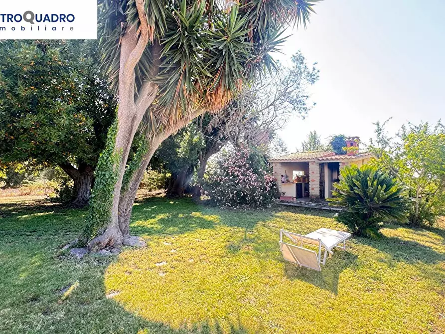 Immagine 11 di Villa in vendita  in Via Della Tenuta La Pisana 171 a Roma
