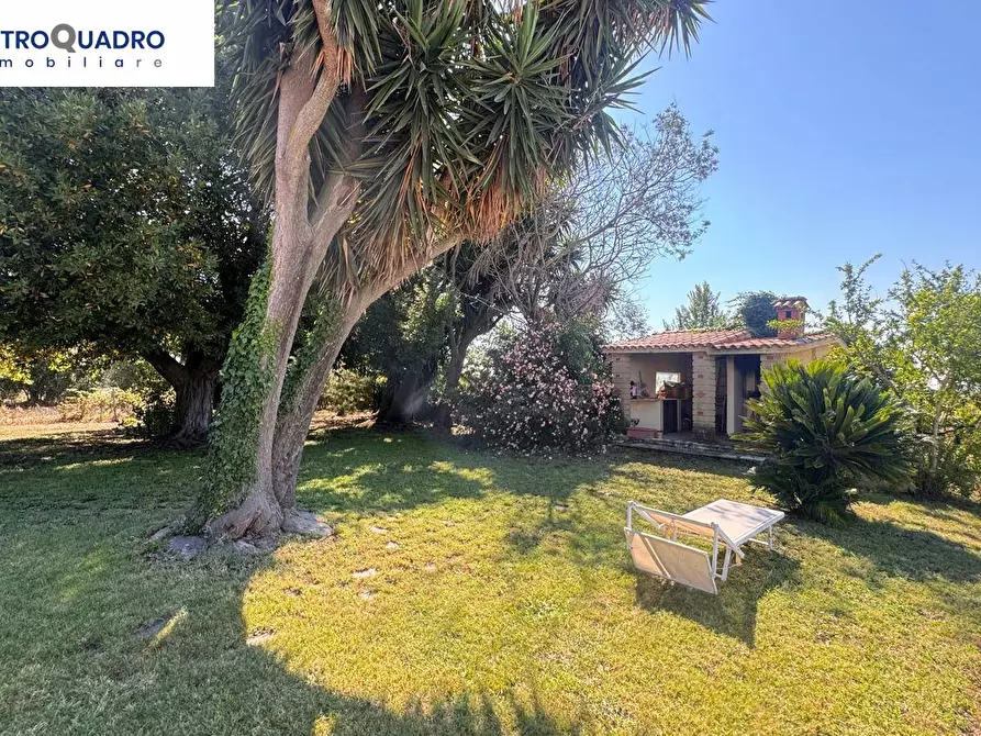 Immagine 12 di Villa in vendita  in Via Della Tenuta La Pisana 171 a Roma