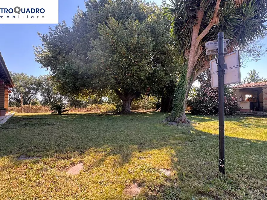 Immagine 14 di Villa in vendita  in Via Della Tenuta La Pisana 171 a Roma