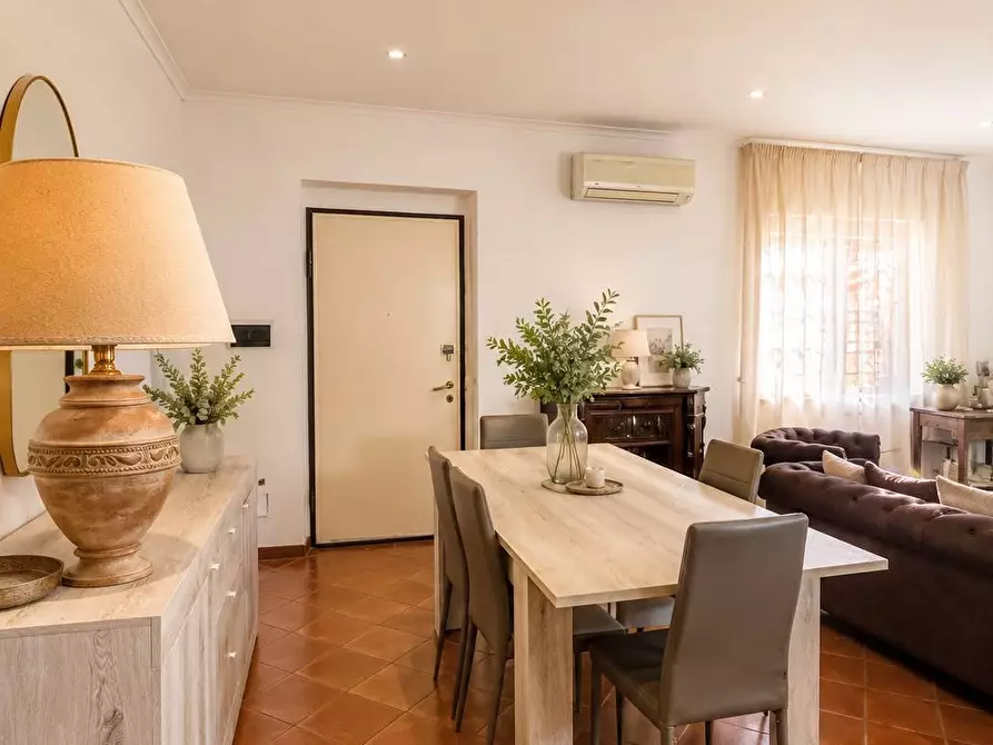 Immagine 34 di Villa in vendita  in Via Della Tenuta La Pisana 171 a Roma
