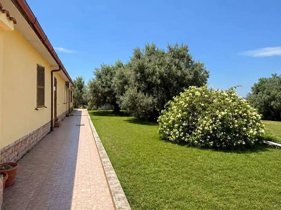 Immagine 35 di Villa in vendita  in Via Della Tenuta La Pisana 171 a Roma