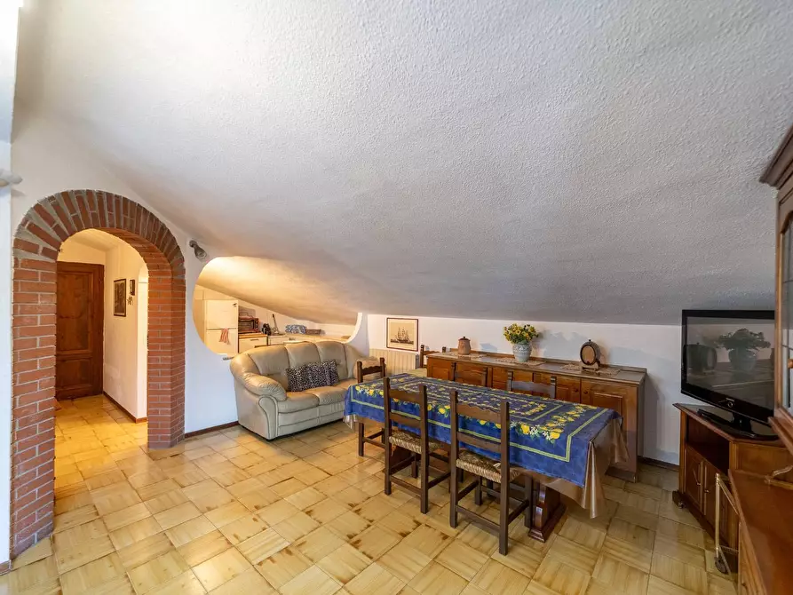 Immagine 11 di Attico in vendita  in Strada del Sole 32 a Monte Argentario