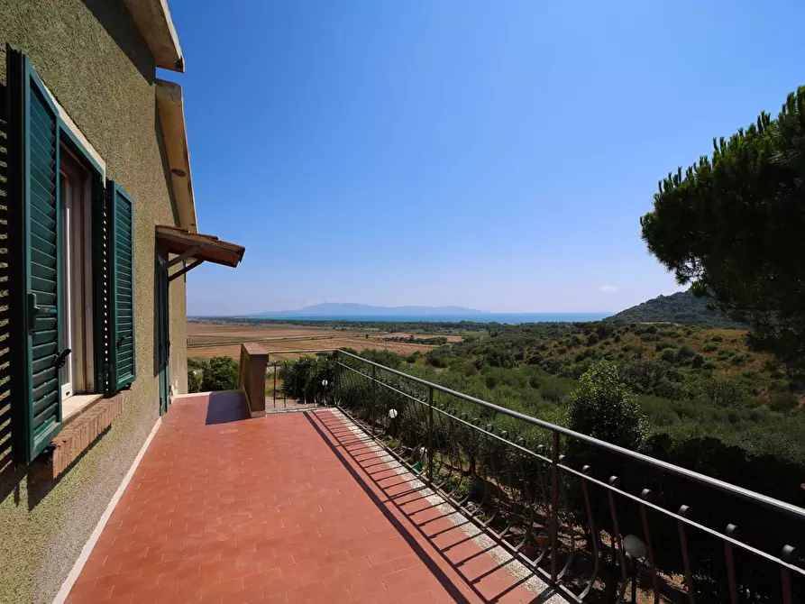 Immagine 3 di Casa indipendente in vendita  in Strada Vicinale dei Bagnacci 23 a Orbetello