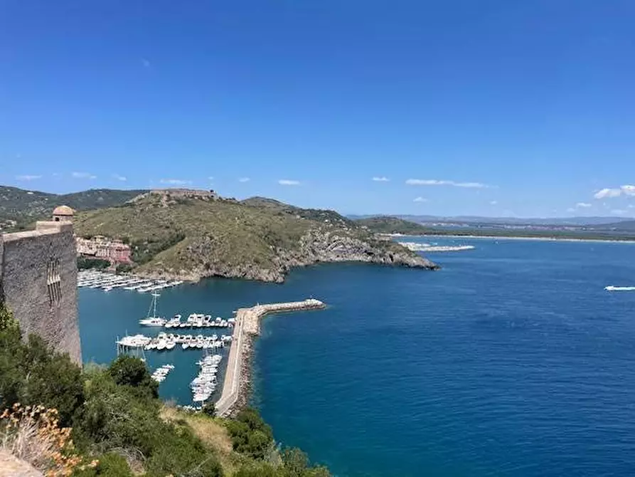 Immagine 13 di Cantina in vendita  in Forte La Rocca snc a Monte Argentario