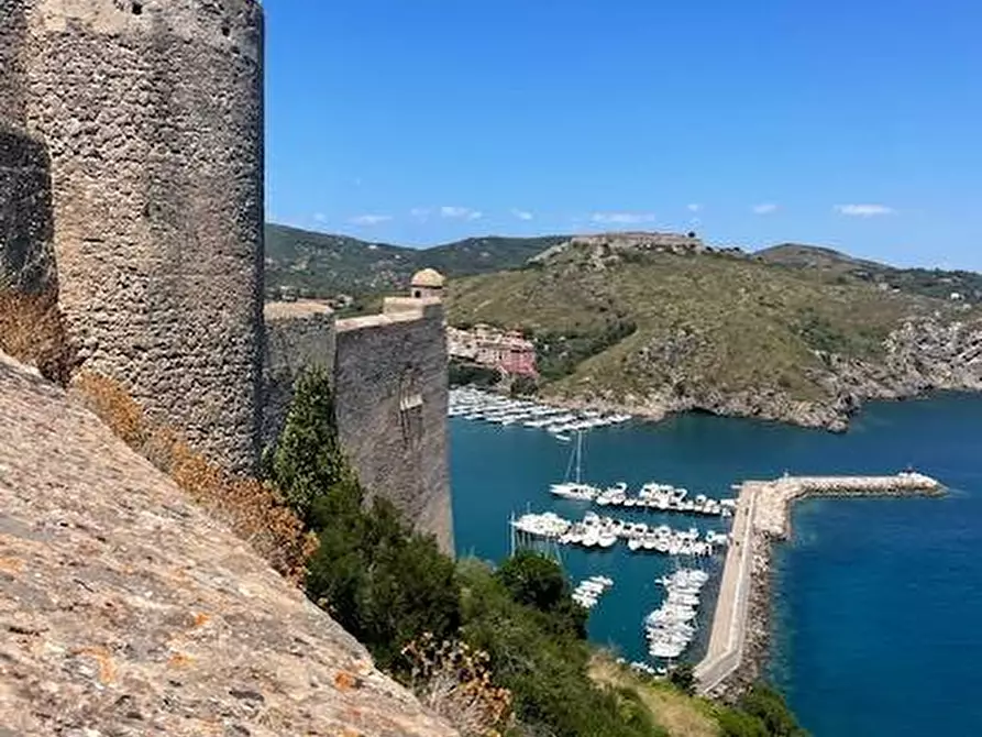 Immagine 1 di Cantina in vendita  in Forte La Rocca snc a Monte Argentario