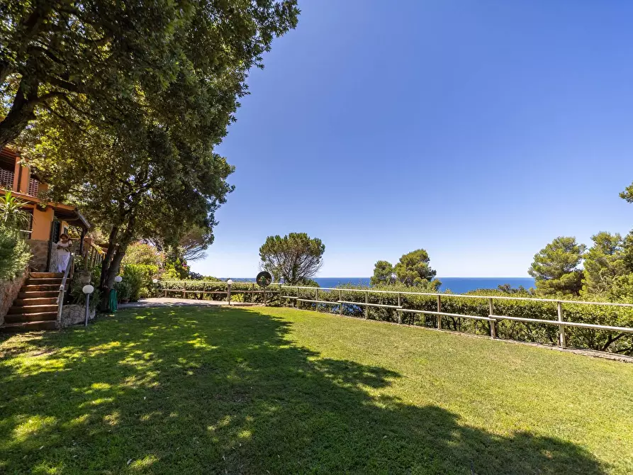 casa indipendente in vendita a Monte Argentario in zona Cala Piccola