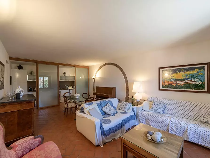 Immagine 3 di Appartamento in affitto  in Piazza della Repubblica 5 a Orbetello