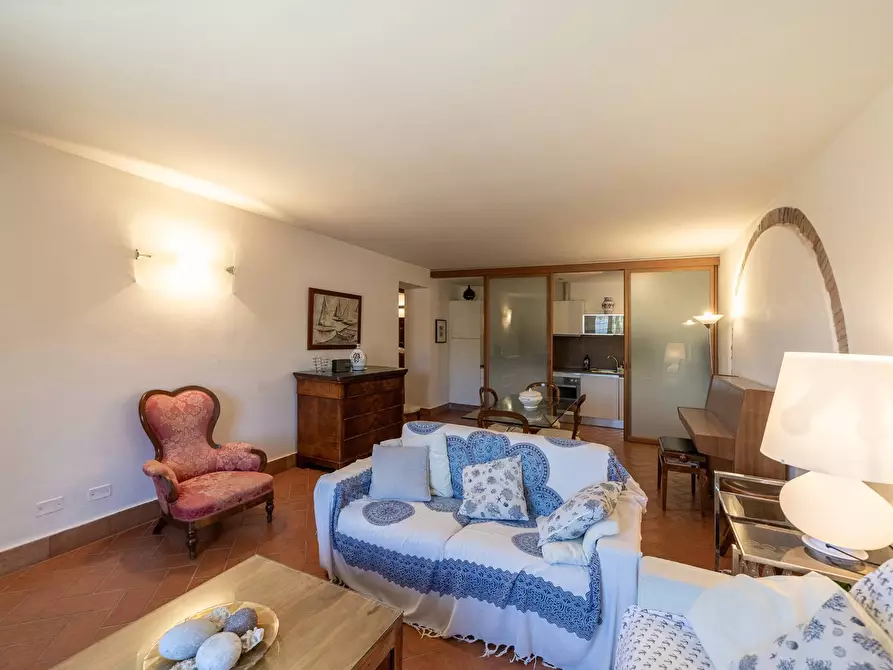 Immagine 8 di Appartamento in affitto  in Piazza della Repubblica 5 a Orbetello