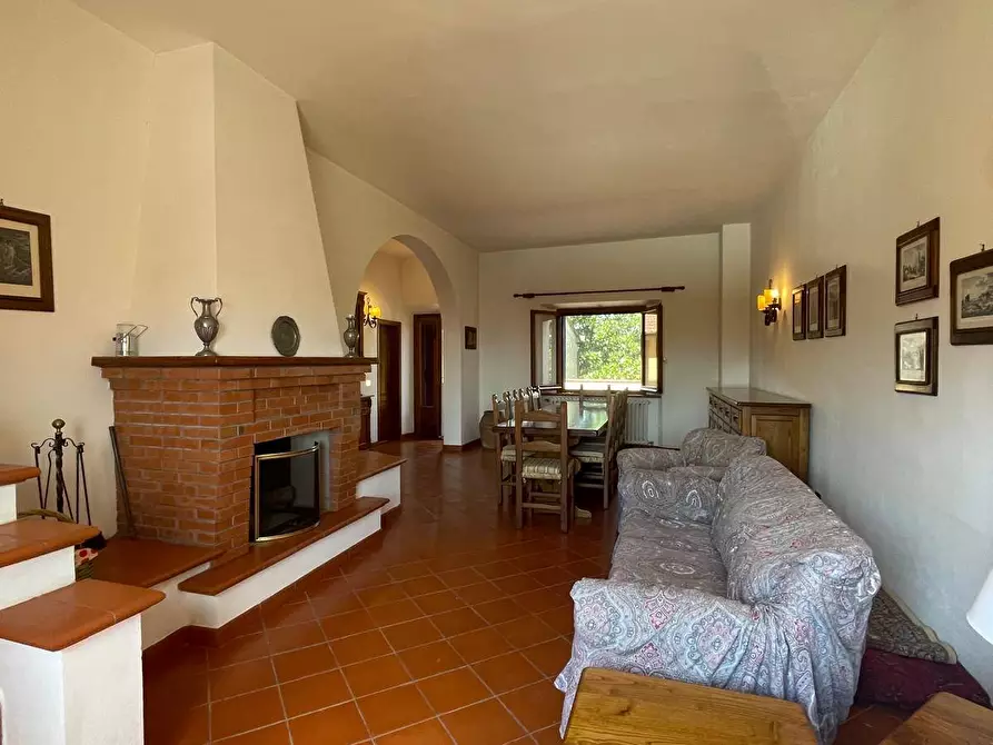 Immagine 10 di Casa indipendente in vendita  in Piazza Barbana snc a Scansano