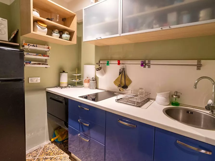 Immagine 9 di Loft/Open space in vendita  in piazza cortesini 9 a Orbetello