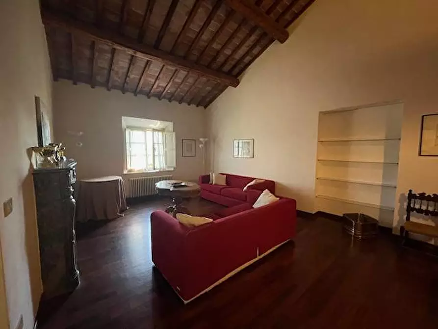 Immagine 5 di Appartamento in vendita  in Strada chiantigiana 52 a Siena