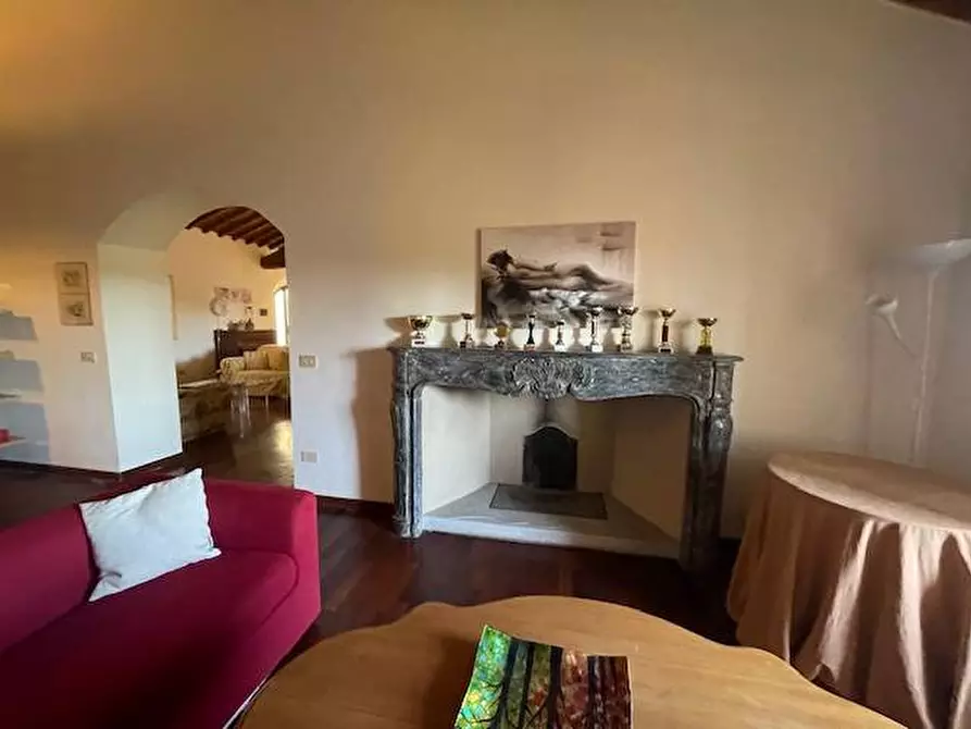 Immagine 8 di Appartamento in vendita  in Strada chiantigiana 52 a Siena