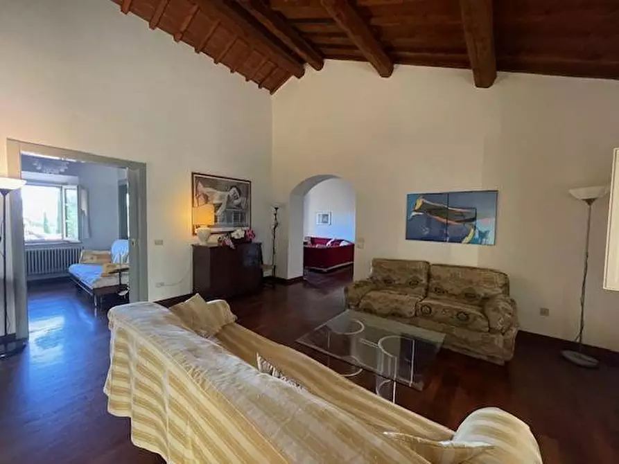 Immagine 11 di Appartamento in vendita  in Strada chiantigiana 52 a Siena