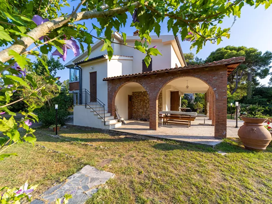 casa indipendente in affitto ad Orbetello in zona Giannella
