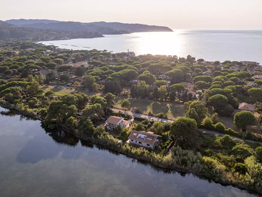 Immagine 28 di Villa in affitto  in Strada Vicinale  del Pino snc a Orbetello
