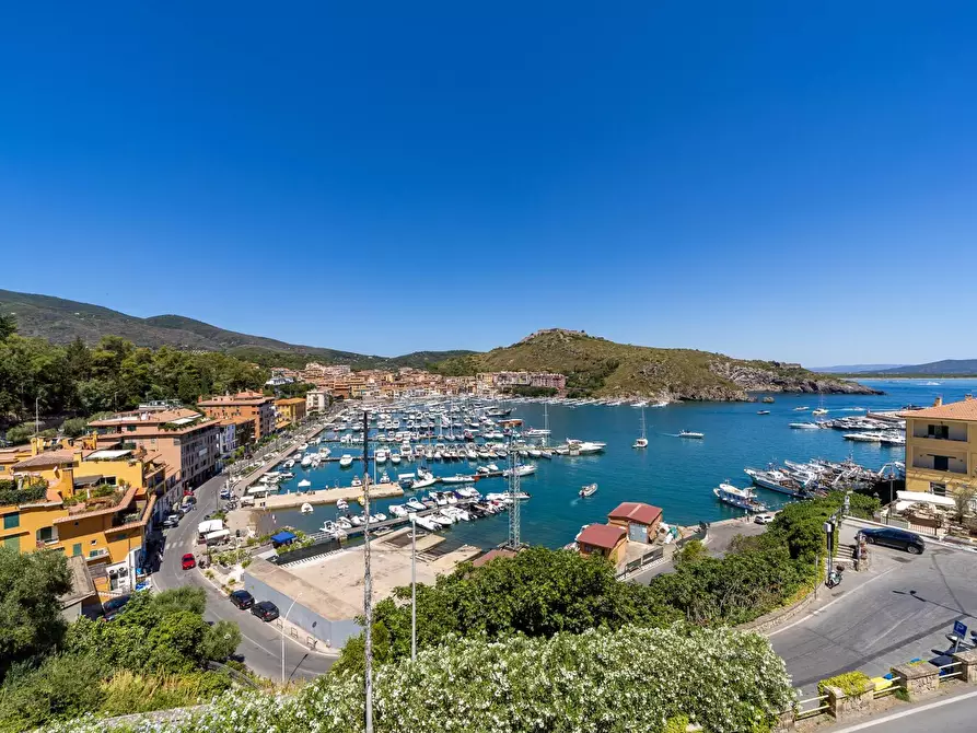 Immagine 25 di Attico in affitto  in via panoramica a Monte Argentario