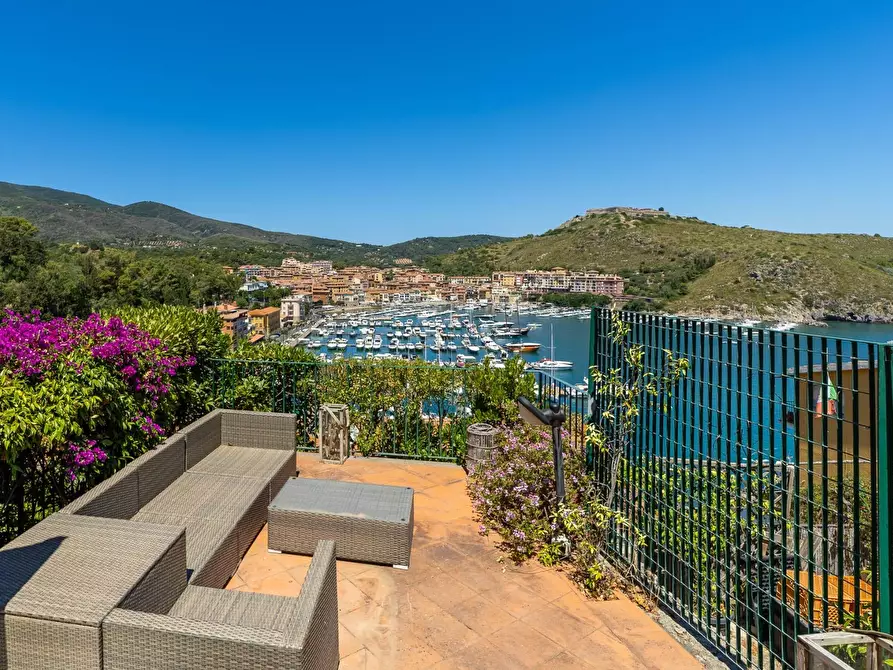 Immagine 33 di Attico in affitto  in via panoramica a Monte Argentario