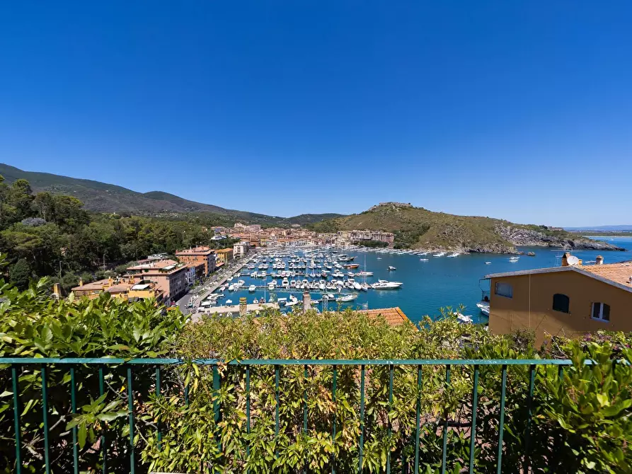 Immagine 2 di Attico in affitto  in via panoramica a Monte Argentario