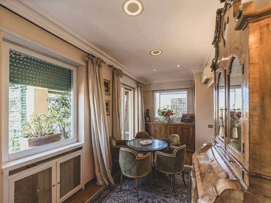 Immagine 23 di Attico in vendita  in Via Barnaba Oriani a Roma