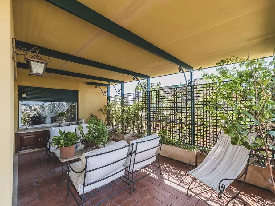 Immagine 36 di Attico in vendita  in Via Barnaba Oriani a Roma