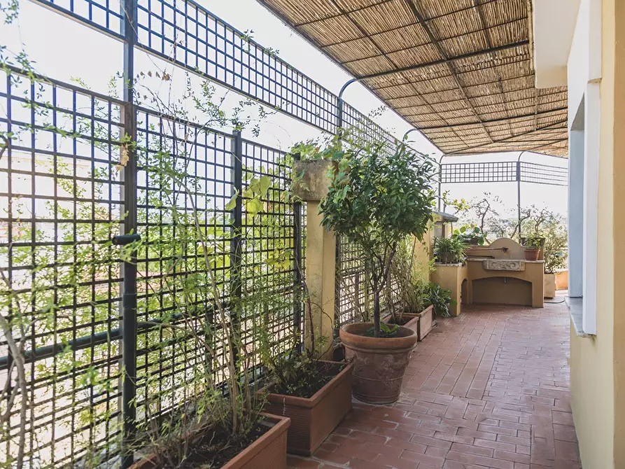 Immagine 41 di Attico in vendita  in Via Barnaba Oriani a Roma