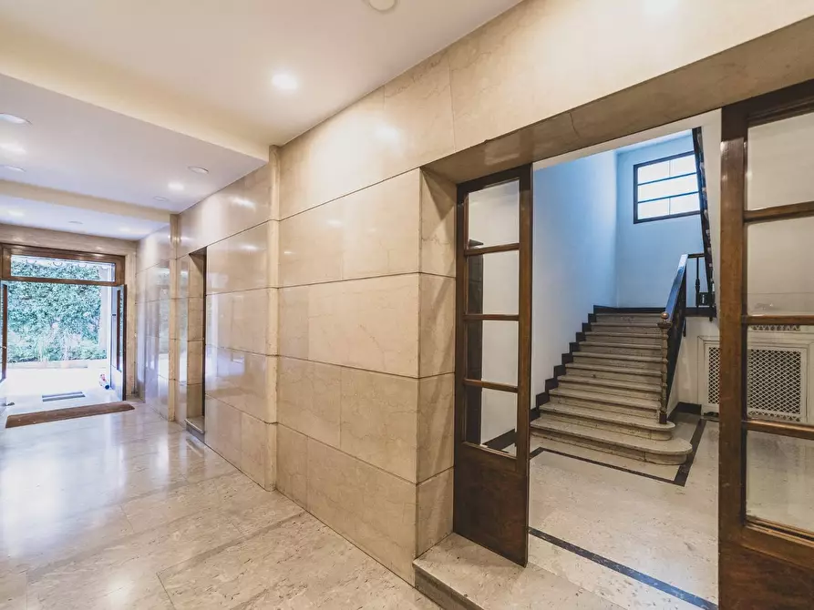 Immagine 74 di Attico in vendita  in Via Barnaba Oriani a Roma