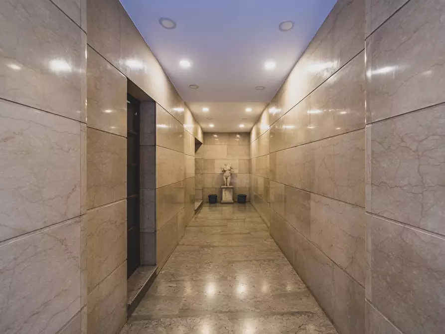 Immagine 75 di Attico in vendita  in Via Barnaba Oriani a Roma